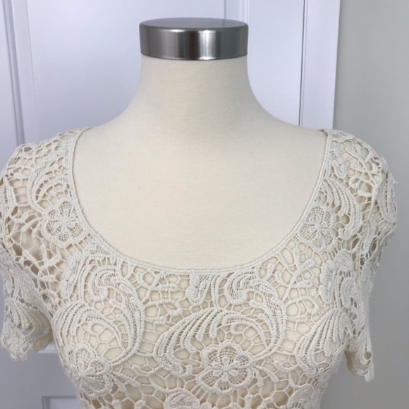 Crochet and Tie Front Festival Tops Small and XS - Picture 5 of 8